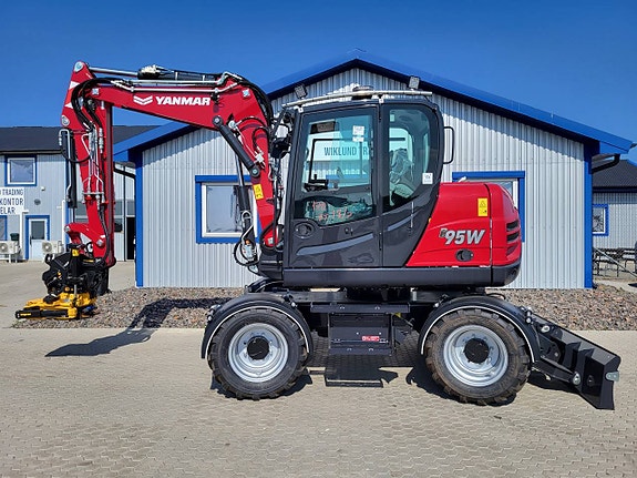 Yanmar Hjulgrävare B95W-5 4års garanti
