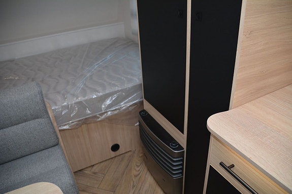 Caravelair Sport Line 486 Barnkammarvagn 17 of 30