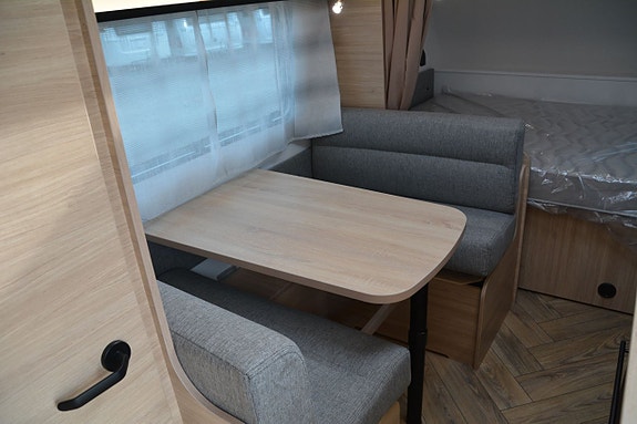 Caravelair Sport Line 486 Barnkammarvagn 15 of 30