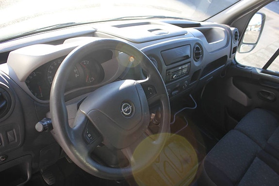 Opel Movano 10 of 13