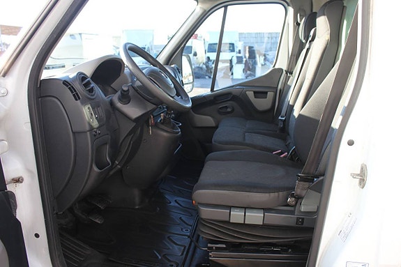 Opel Movano 8 of 13