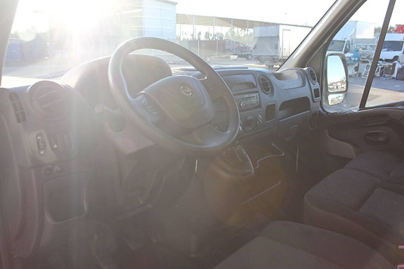 Opel Movano 9 of 13