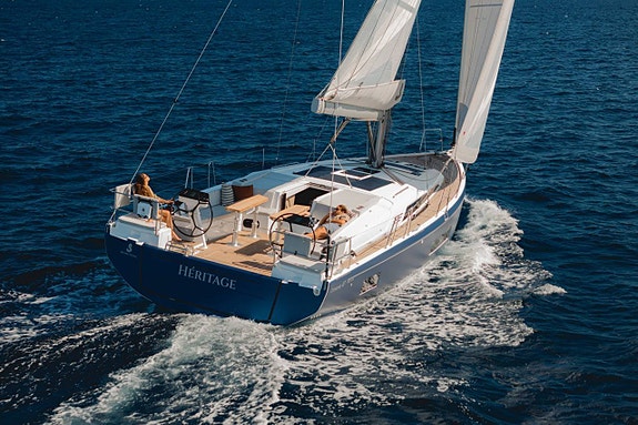 BENETEAU Oceanis 4 of 5