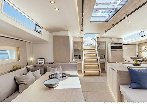 BENETEAU Oceanis Yacht 4 of 5