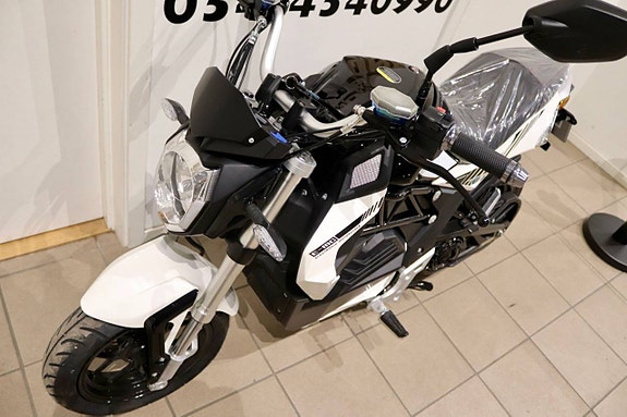 Eloped City Slicker 60km Tuffaste elmoppen 16 of 20