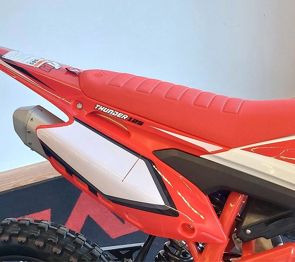 Apollo Thunder 125cc Cross/Dirtbike | i butik 5 of 7