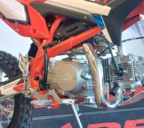 Apollo Thunder 125cc Cross/Dirtbike | i butik 4 of 7