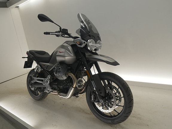 Moto Guzzi V85 STRADA DEMO 2 of 3