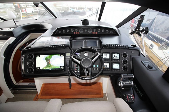 Princess V58 2 of 11