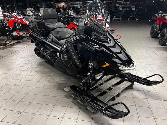 Polaris S4 Titan Adventure 155