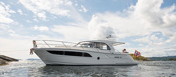 Marex 375  2x Diesel 3.0L 270hk + Joystick -25