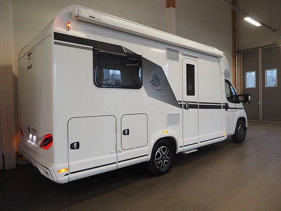 Knaus L!ve Wave 650 MF Platinum Selection Mässerbjudande I AUT I ALDE I Taksäng 3 of 18