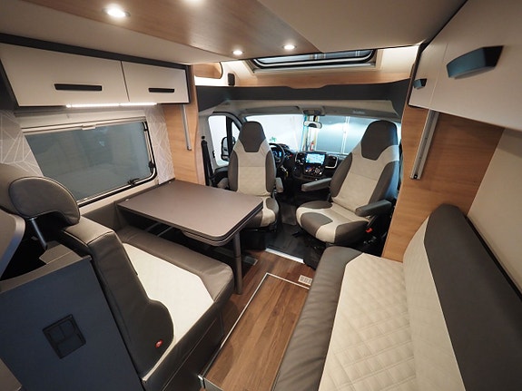 Knaus L!ve Wave 650 MF Platinum Selection Mässerbjudande I AUT I ALDE I Taksäng 4 of 18