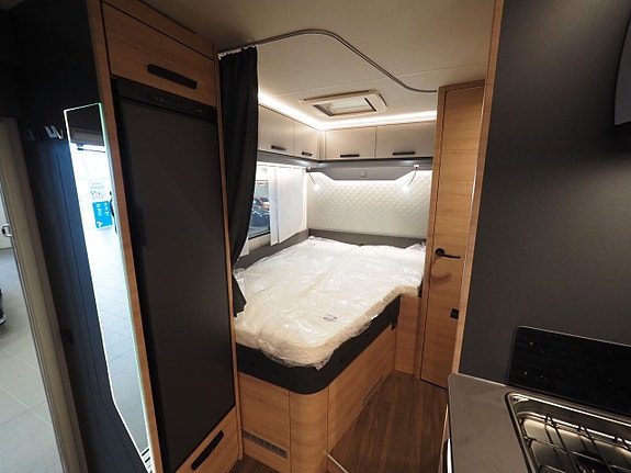 Knaus L!ve Wave 650 MF Platinum Selection Mässerbjudande I AUT I ALDE I Taksäng 8 of 18