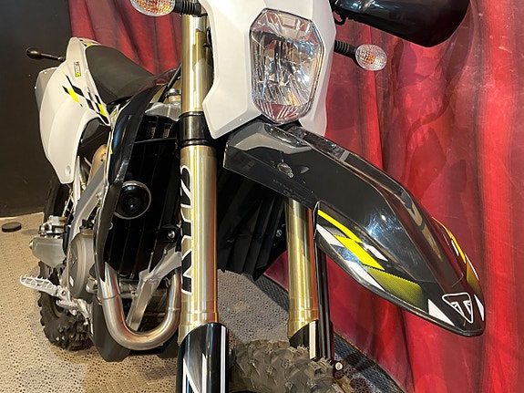 Triumph TF 250-E FRÅN 1124:-/månad 3,45% . / INBYTE/ RÄNTFRITT 4 of 5