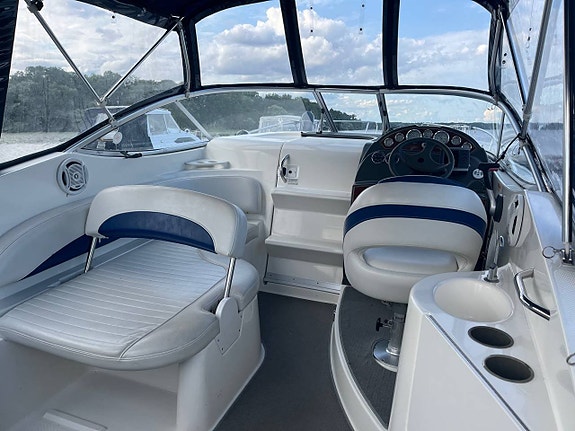 Bayliner 265 Cruiser , Mercruiser 5.0 -2005 3 of 5