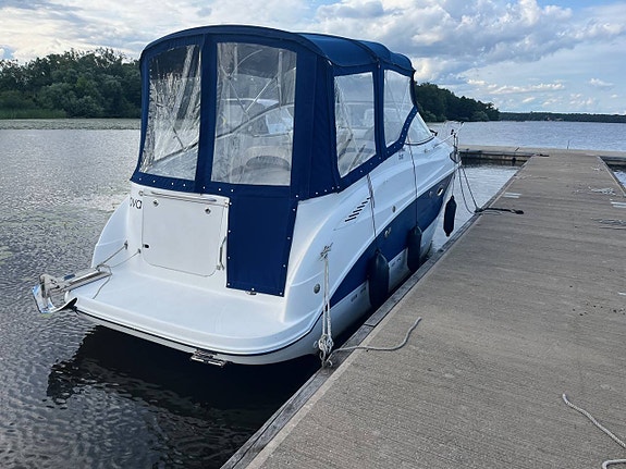 Bayliner 265 Cruiser , Mercruiser 5.0 -2005 2 of 5