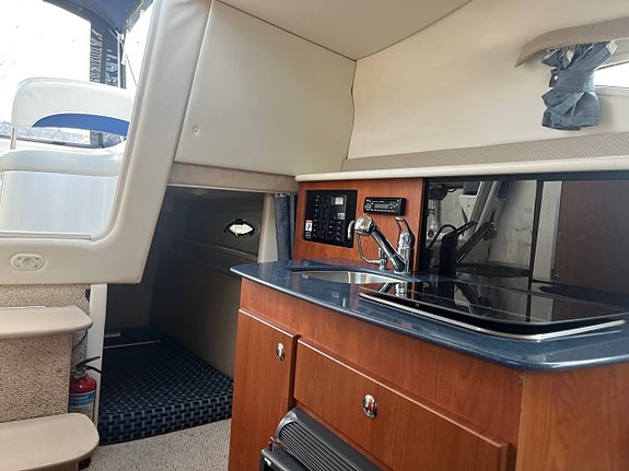 Bayliner 265 Cruiser , Mercruiser 5.0 -2005 9 of 12