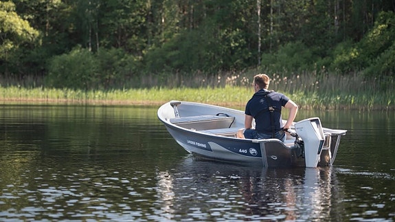 Linder Fishing 440 Mercury Avator 7,5e 2 of 3