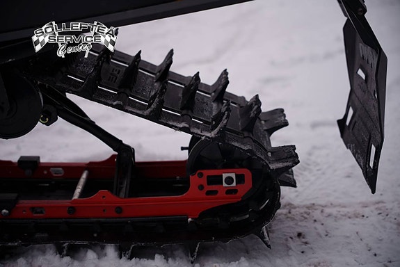 SKI-DOO SUMMIT SP 850 -21 3 of 8