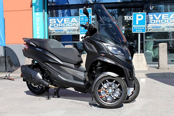 Piaggio MP3 | 530 HPE ADVANCE | KÖRS PÅ B-KORT 27 of 27