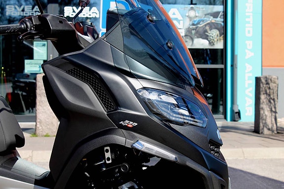 Piaggio MP3 | 530 HPE ADVANCE | KÖRS PÅ B-KORT 5 of 27