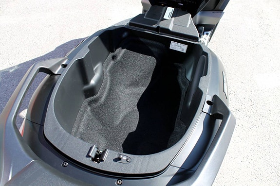 Piaggio MP3 | 530 HPE ADVANCE | KÖRS PÅ B-KORT 22 of 27