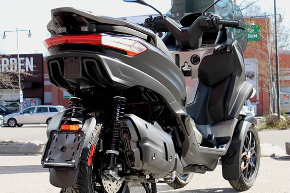 Piaggio MP3 | 530 HPE ADVANCE | KÖRS PÅ B-KORT 9 of 27