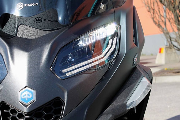 Piaggio MP3 | 530 HPE ADVANCE | KÖRS PÅ B-KORT 23 of 27