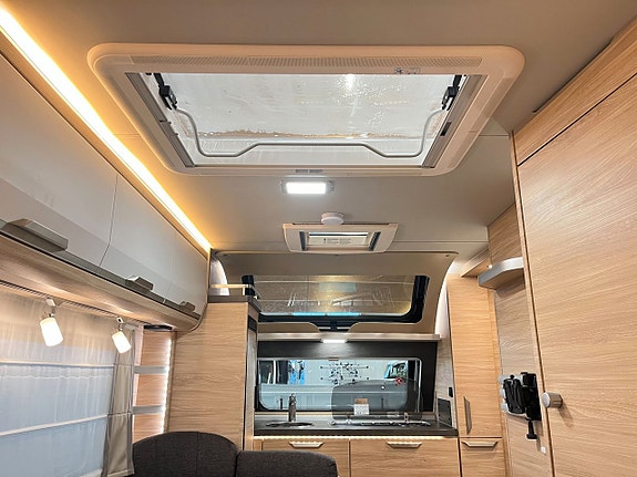 Knaus SÜDWIND 500 PF (ALDE+Frontkök+Solcell+Markis m. sidor) 17 of 23