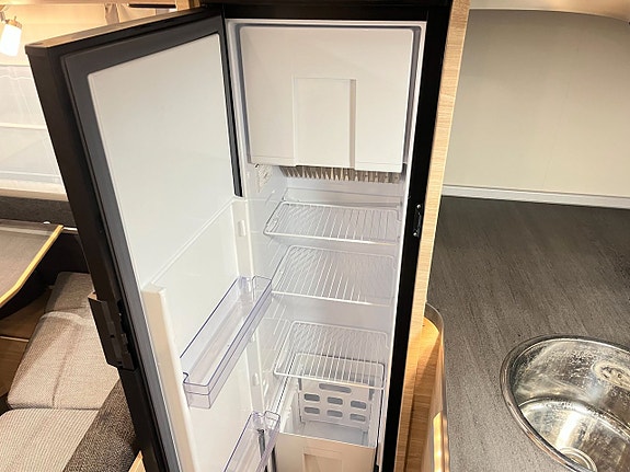 Knaus SÜDWIND 500 PF (ALDE+Frontkök+Solcell+Markis m. sidor) 19 of 23