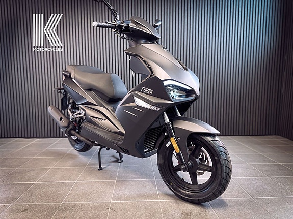 Viarelli Forza mattsvart Klass 1 - 45 km/h