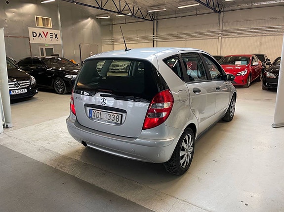 Mercedes-Benz A150 10 of 11