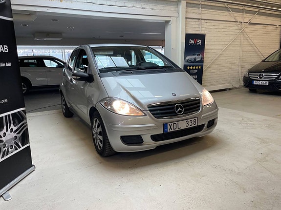Mercedes-Benz A150 3 of 5