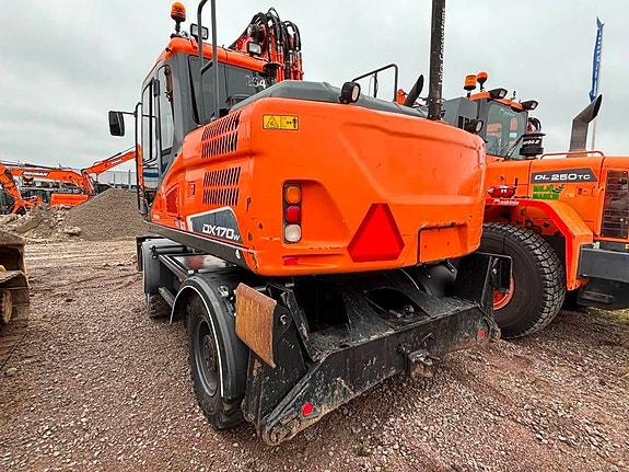 Doosan DX170W-5 3 of 5