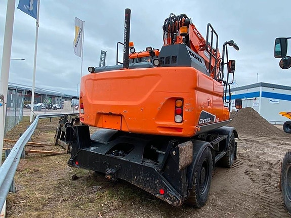 Doosan DX170W-5 2 of 5