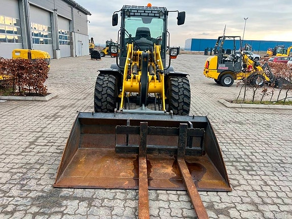 Wacker Neuson WL 52 8 of 11