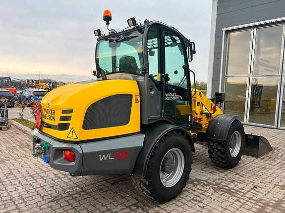 Wacker Neuson WL 52 3 of 11