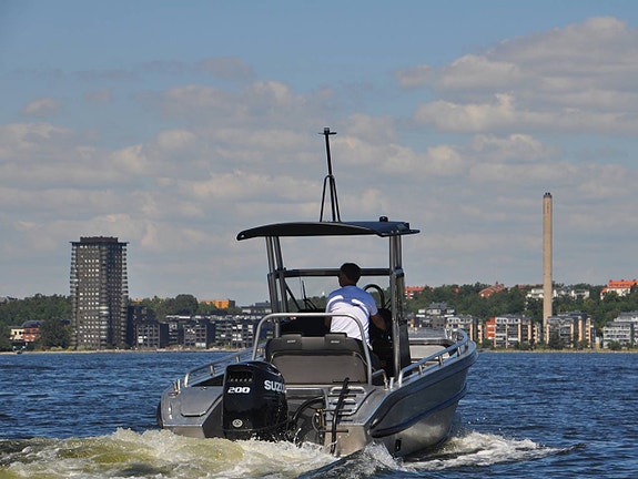 Arronet 20 5 SPT med Suzuki 200 hk - DEMO 9 of 12