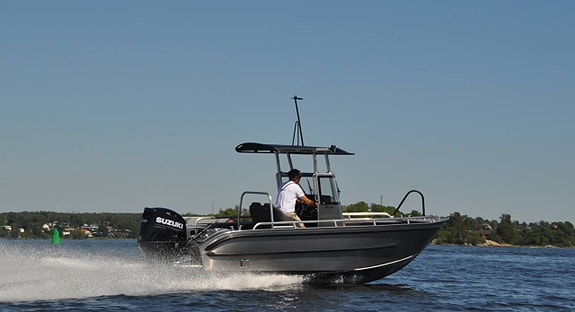Arronet 20 5 SPT med Suzuki 200 hk - DEMO 6 of 12