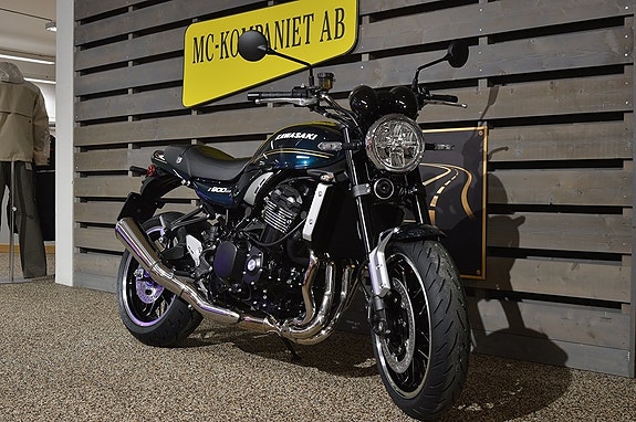 Kawasaki Z900RS 3 of 6