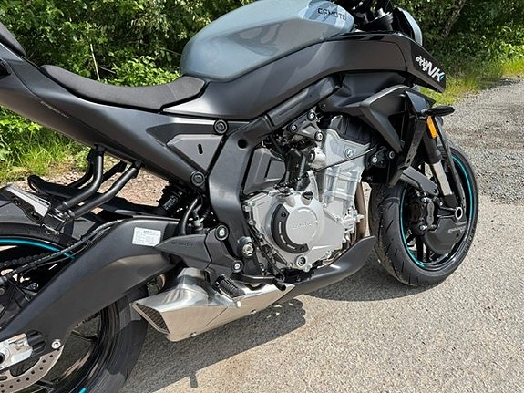 CFMOTO 675NK O.M.G LEVERANS NYHET 5-ÅRS GARANTI