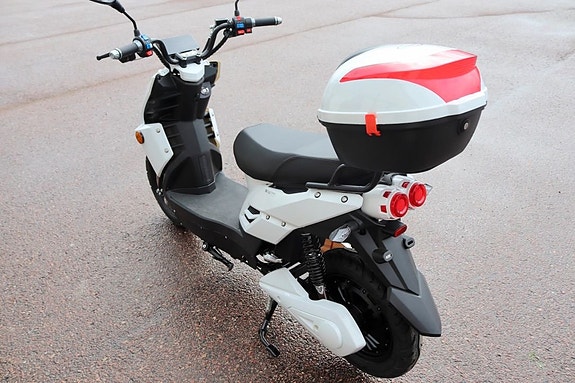 Eloped ES TTX  Vit 60km, Klass 2 (25 km/h) 3 of 15