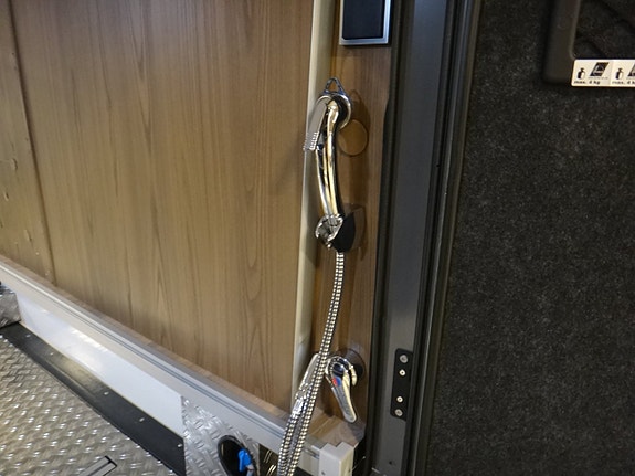 Hymer I 880 " Enkelsängar " Automat " MB chassi " 30 of 30