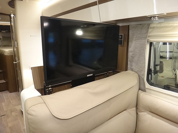Hymer I 880 " Enkelsängar " Automat " MB chassi " 20 of 30