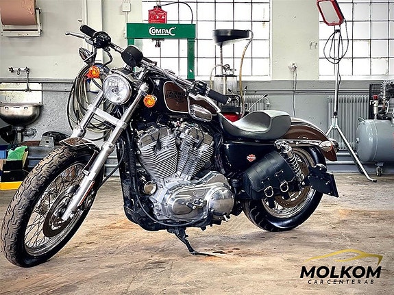 Harley-Davidson Superlow XL 883 3 of 4