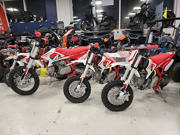 Apollo Thunder 70cc Barn Cross, kampanj, Spara 5000kr 3 of 5