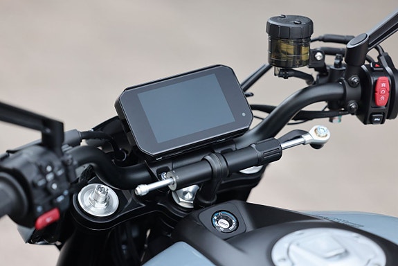 CFMOTO 675 NK | Tundra Grey | RÄNTEFRITT 11 of 18