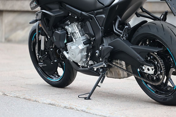 CFMOTO 675 NK | Tundra Grey | RÄNTEFRITT 10 of 18