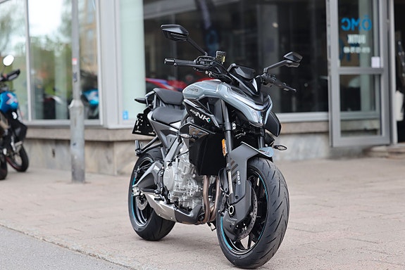 CFMOTO 675 NK | Tundra Grey | RÄNTEFRITT 16 of 18